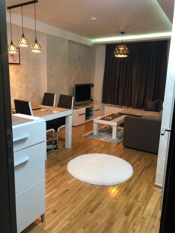 Apartman Kraljevi Cardaci Sadikovic Sa Garazom 科帕奥尼克 外观 照片
