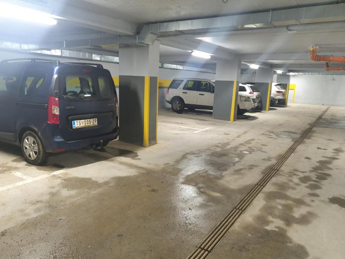Apartman Kraljevi Cardaci Sadikovic Sa Garazom 科帕奥尼克 外观 照片